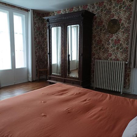 Le Relais Des Roses- Chambres D'Hotes Vatan المظهر الخارجي الصورة