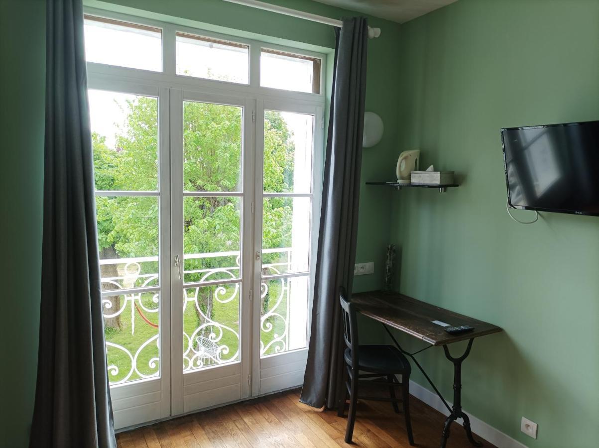Le Relais Des Roses- Chambres D'Hotes Vatan المظهر الخارجي الصورة